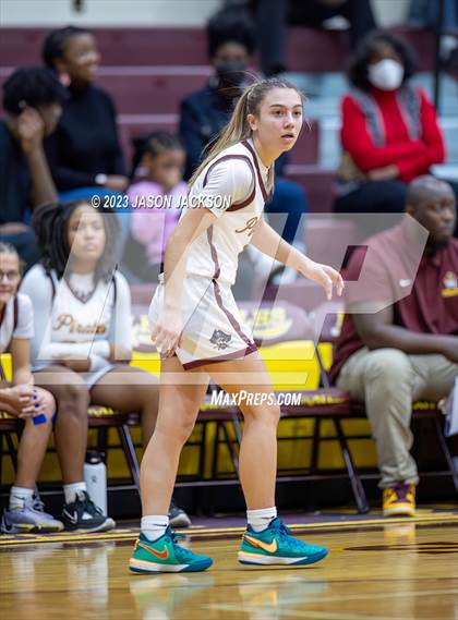 Thumbnail 2 in Lake View vs Lumberton (Robeson County Shootout) photogallery.