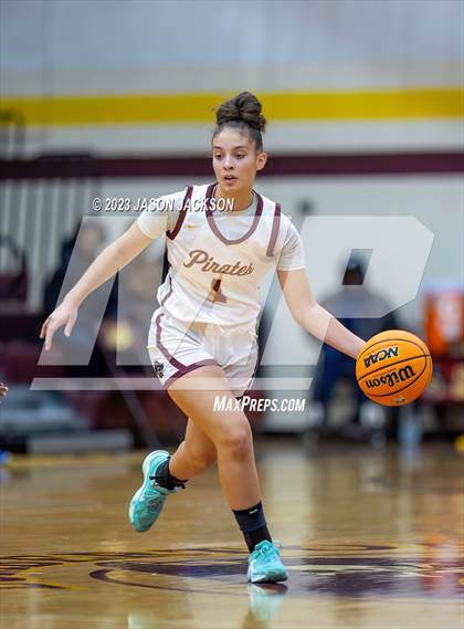 Thumbnail 2 in Lake View vs Lumberton (Robeson County Shootout) photogallery.
