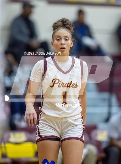 Thumbnail 2 in Lake View vs Lumberton (Robeson County Shootout) photogallery.