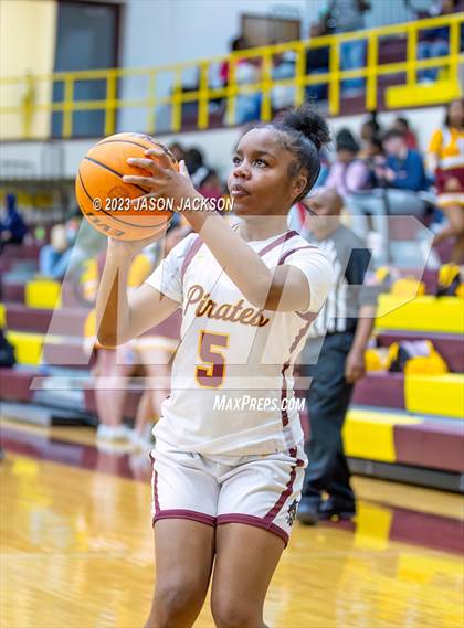 Thumbnail 1 in Lake View vs Lumberton (Robeson County Shootout) photogallery.