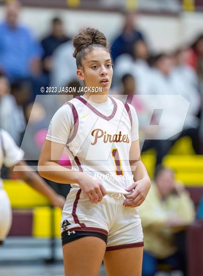 Thumbnail 2 in Lake View vs Lumberton (Robeson County Shootout) photogallery.
