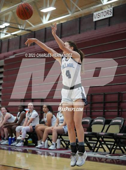 Thumbnail 3 in Village vs. Trinity Christian (TAPPS 6A Area Playoff)  photogallery.