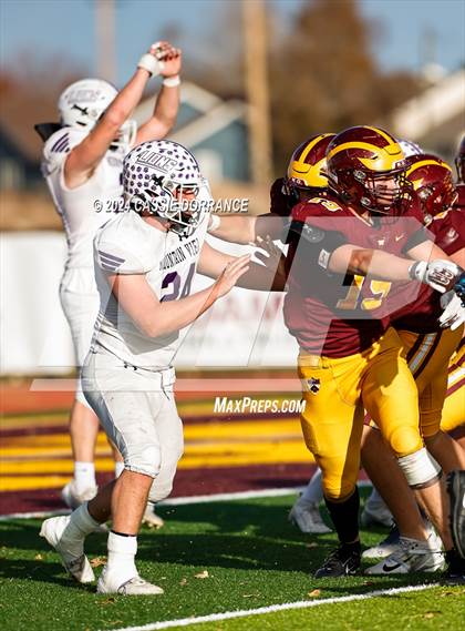 Thumbnail 2 in Mountain View @ Windsor (CHSAA 3A Round 1) photogallery.