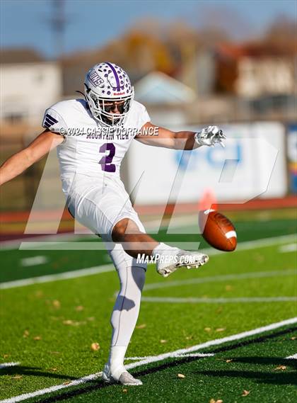 Thumbnail 1 in Mountain View @ Windsor (CHSAA 3A Round 1) photogallery.