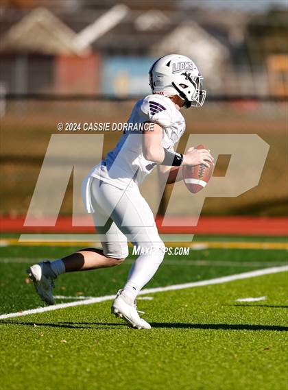 Thumbnail 3 in Mountain View @ Windsor (CHSAA 3A Round 1) photogallery.