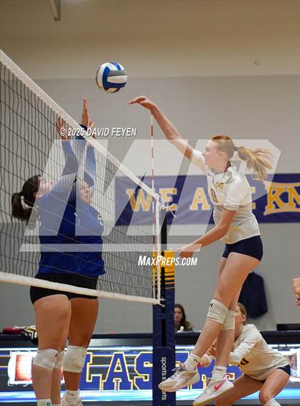 Thumbnail 3 in JV: Waukesha West @ Kettle Moraine photogallery.