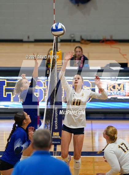 Thumbnail 3 in JV: Waukesha West @ Kettle Moraine photogallery.