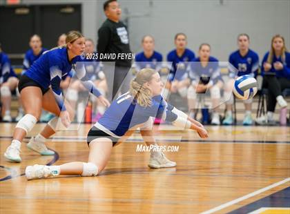 Thumbnail 3 in JV: Waukesha West @ Kettle Moraine photogallery.