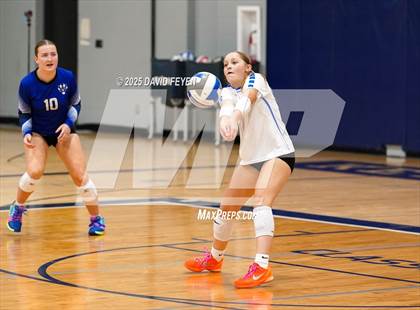 Thumbnail 2 in JV: Waukesha West @ Kettle Moraine photogallery.