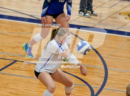 Thumbnail 3 in JV: Waukesha West @ Kettle Moraine photogallery.