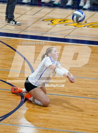 Thumbnail 1 in JV: Waukesha West @ Kettle Moraine photogallery.