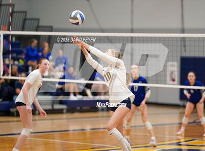 Thumbnail 3 in JV: Waukesha West @ Kettle Moraine photogallery.