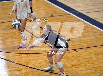 Thumbnail 3 in JV: Waukesha West @ Kettle Moraine photogallery.