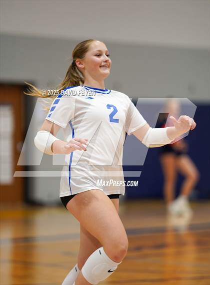 Thumbnail 3 in JV: Waukesha West @ Kettle Moraine photogallery.