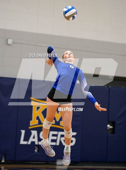 Thumbnail 3 in JV: Waukesha West @ Kettle Moraine photogallery.
