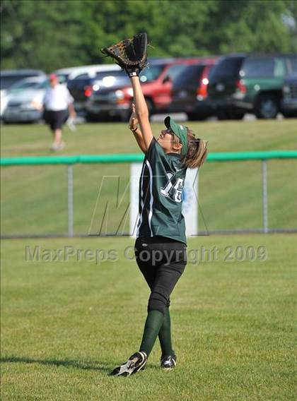 Thumbnail 1 in North Rockland vs. Brentwood (NYSPHSAA Class AA Semifinal) photogallery.
