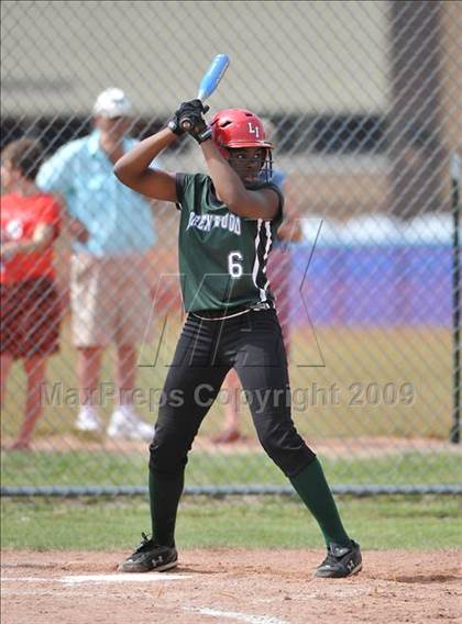 Thumbnail 1 in North Rockland vs. Brentwood (NYSPHSAA Class AA Semifinal) photogallery.