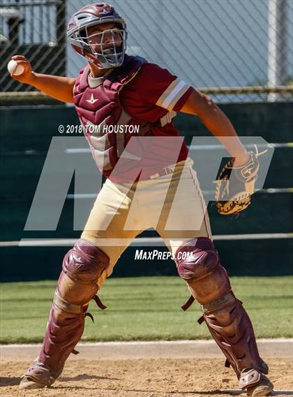 Thumbnail 3 in Loara @ La Serna (CIF SS D4 Wildcard Playoff) photogallery.