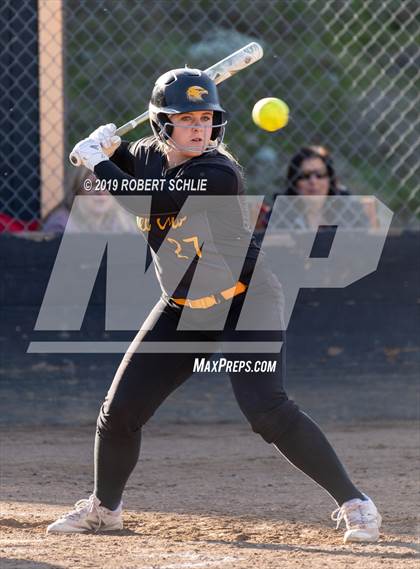 Thumbnail 2 in Del Oro @ Oak Ridge photogallery.