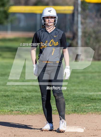 Thumbnail 2 in Del Oro @ Oak Ridge photogallery.
