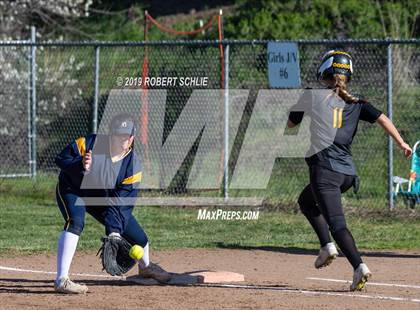 Thumbnail 3 in Del Oro @ Oak Ridge photogallery.