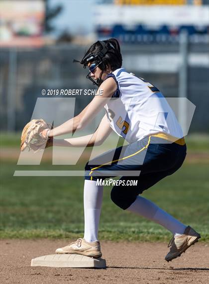 Thumbnail 1 in Del Oro @ Oak Ridge photogallery.