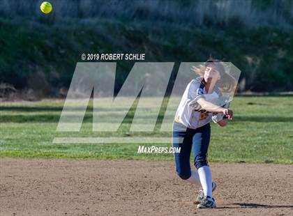Thumbnail 2 in Del Oro @ Oak Ridge photogallery.