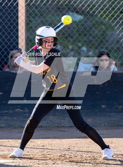 Thumbnail 2 in Del Oro @ Oak Ridge photogallery.