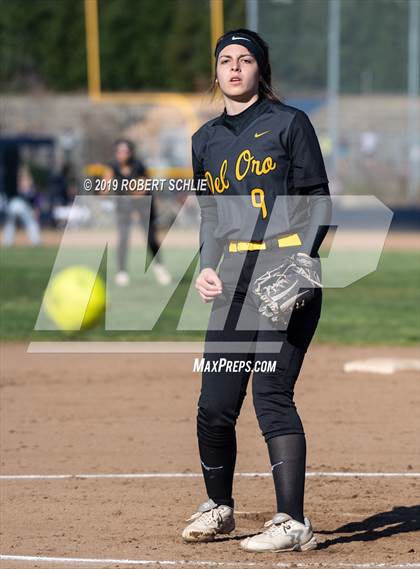 Thumbnail 2 in Del Oro @ Oak Ridge photogallery.