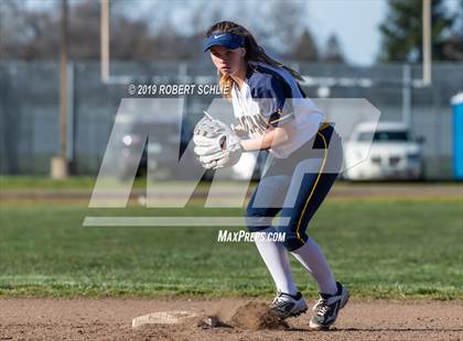 Thumbnail 1 in Del Oro @ Oak Ridge photogallery.