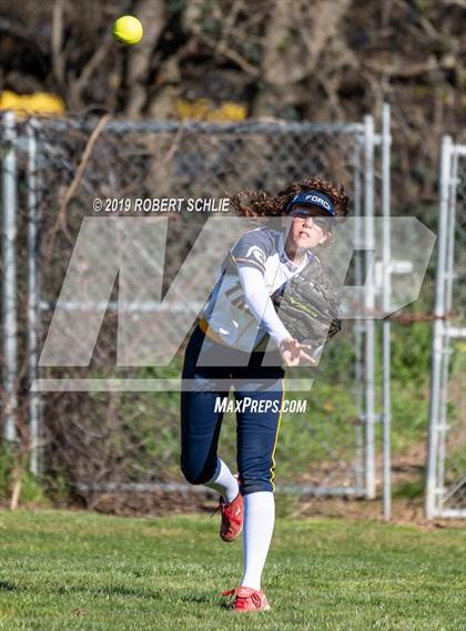 Thumbnail 3 in Del Oro @ Oak Ridge photogallery.