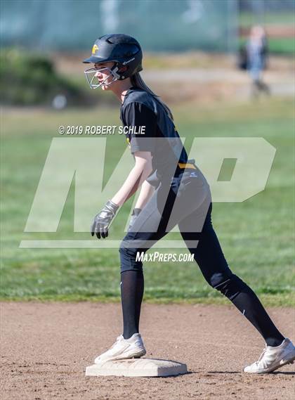 Thumbnail 2 in Del Oro @ Oak Ridge photogallery.