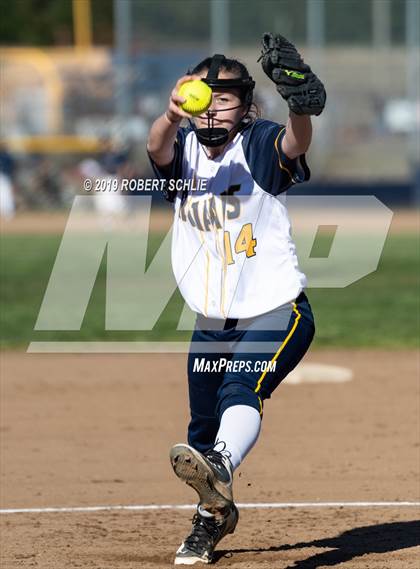Thumbnail 3 in Del Oro @ Oak Ridge photogallery.