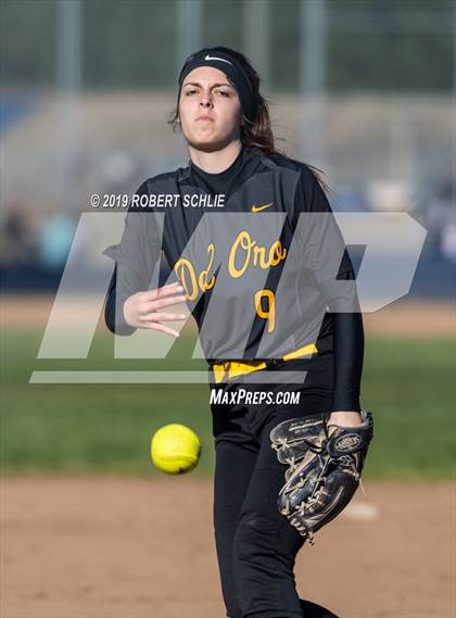 Thumbnail 3 in Del Oro @ Oak Ridge photogallery.