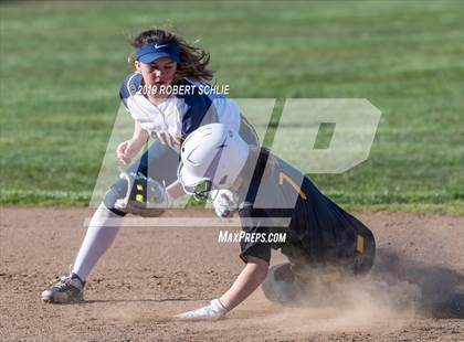 Thumbnail 2 in Del Oro @ Oak Ridge photogallery.