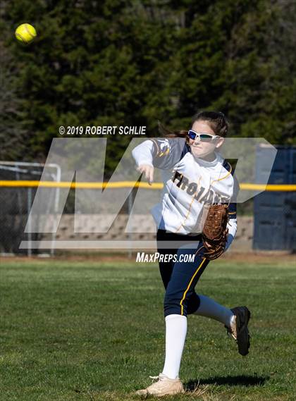 Thumbnail 3 in Del Oro @ Oak Ridge photogallery.