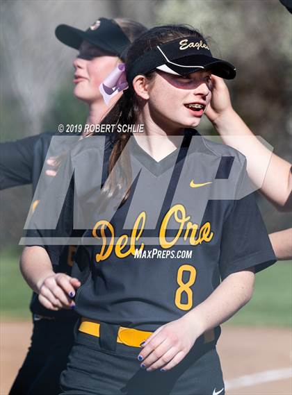 Thumbnail 2 in Del Oro @ Oak Ridge photogallery.