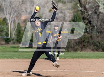 Thumbnail 3 in Del Oro @ Oak Ridge photogallery.
