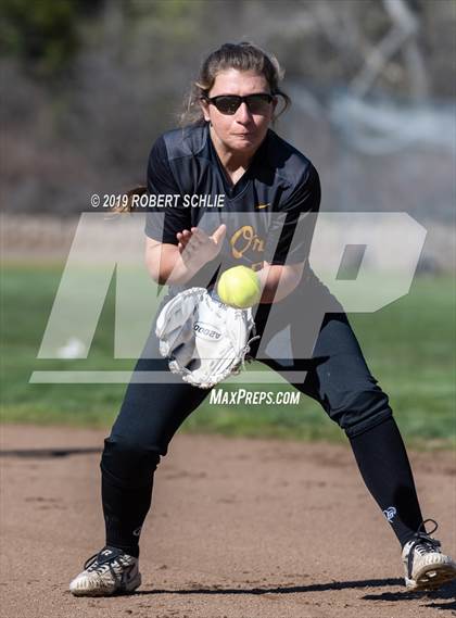 Thumbnail 1 in Del Oro @ Oak Ridge photogallery.
