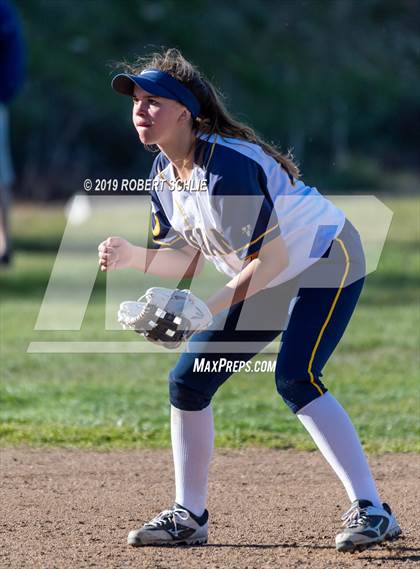 Thumbnail 1 in Del Oro @ Oak Ridge photogallery.