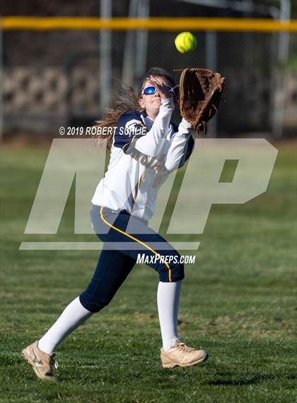 Thumbnail 3 in Del Oro @ Oak Ridge photogallery.