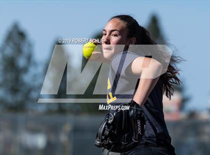 Thumbnail 2 in Del Oro @ Oak Ridge photogallery.