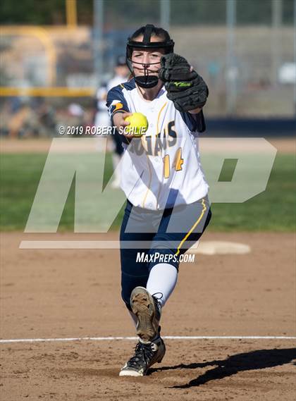 Thumbnail 2 in Del Oro @ Oak Ridge photogallery.