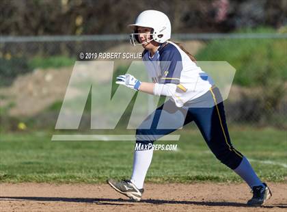 Thumbnail 1 in Del Oro @ Oak Ridge photogallery.