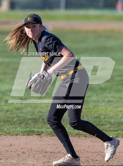 Thumbnail 1 in Del Oro @ Oak Ridge photogallery.