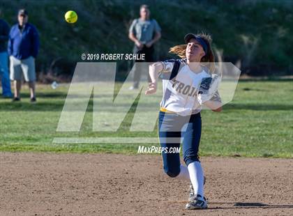 Thumbnail 1 in Del Oro @ Oak Ridge photogallery.