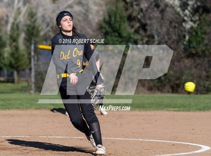 Thumbnail 2 in Del Oro @ Oak Ridge photogallery.