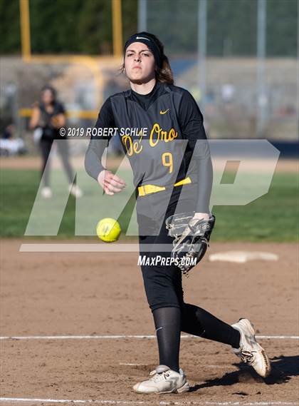 Thumbnail 1 in Del Oro @ Oak Ridge photogallery.