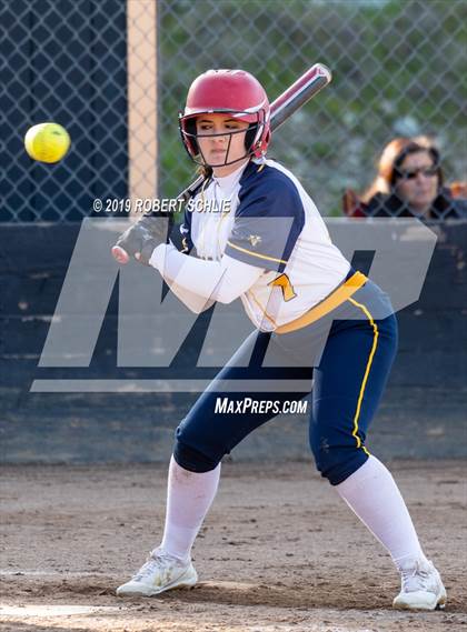 Thumbnail 3 in Del Oro @ Oak Ridge photogallery.