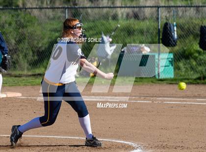 Thumbnail 3 in Del Oro @ Oak Ridge photogallery.